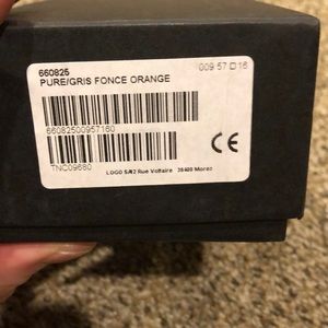 Tagheur never worn gray and orange frames